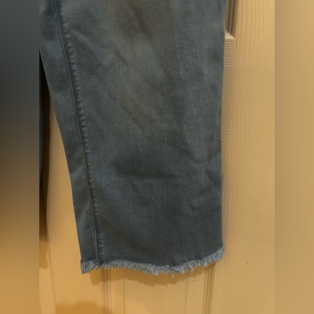 Susan Graver Blue Wide Leg Jeans Petite - Picture 3 of 13